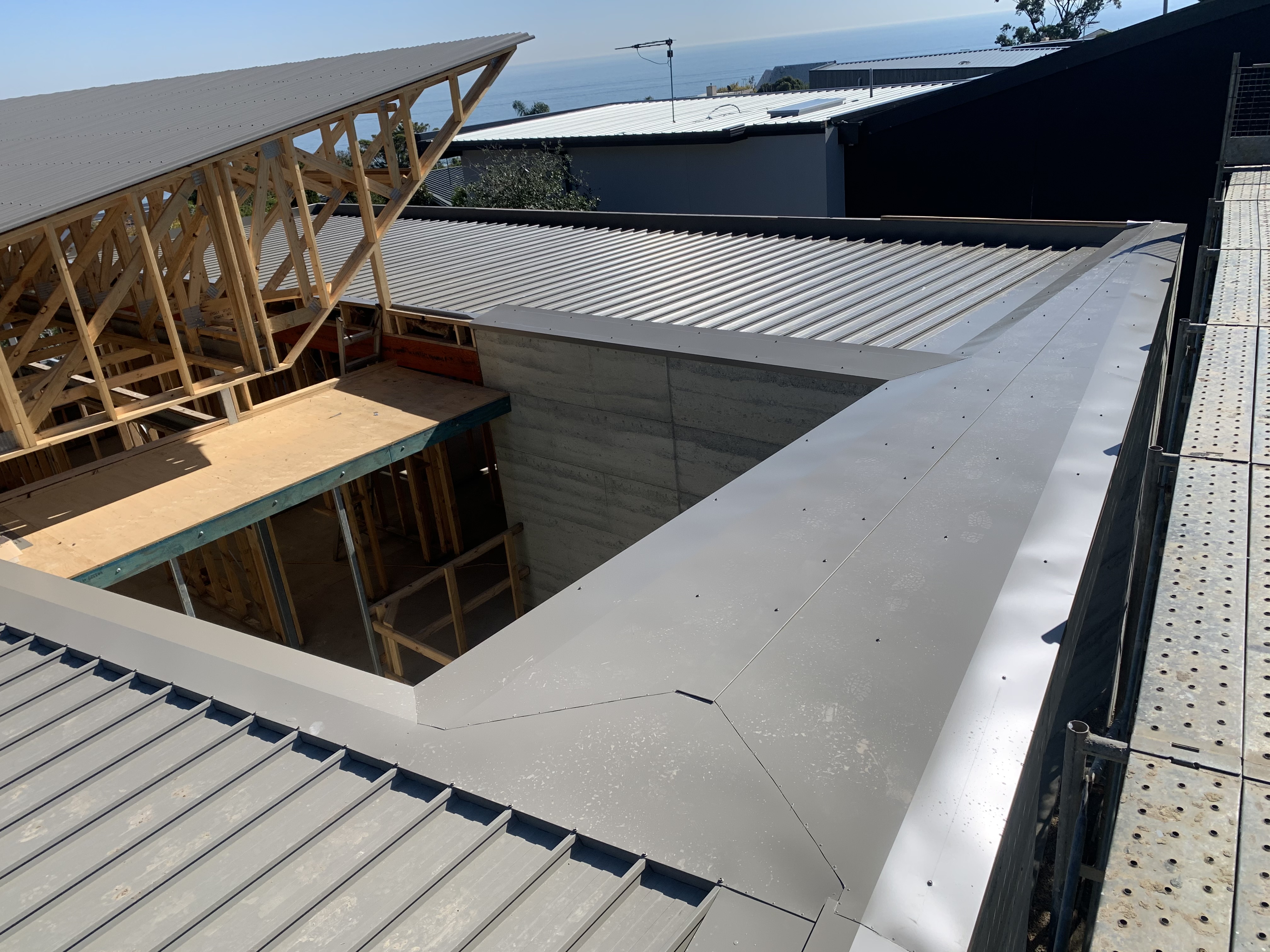 Roof Installation & Repair